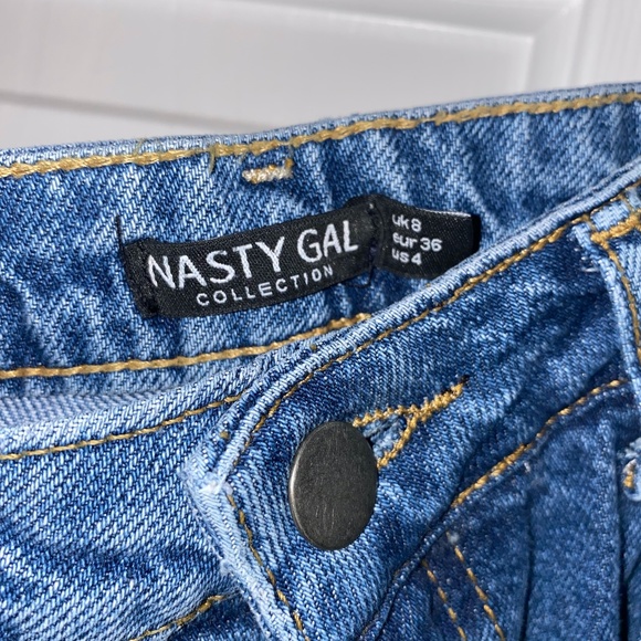 Nasty Gal Denim - Nasty Gal Mom Jeans